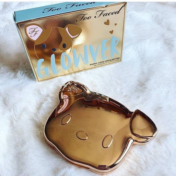 Too Faced Clover Highlighter in Glowver BNIB - Picture 9 of 15
